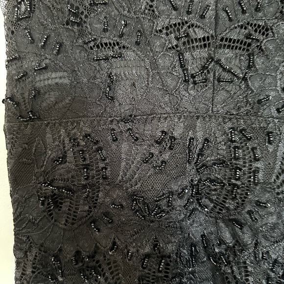 🏯XS Black Beaded Formal Dress from Le Chateau - Picture 3 of 4